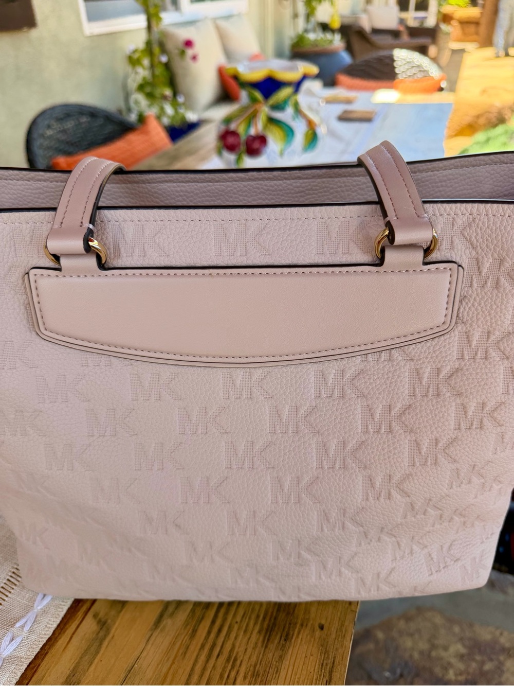 Michael Kors Light Pink Quilted Tote with Gold-Tone Accents - Picture 3 of 12